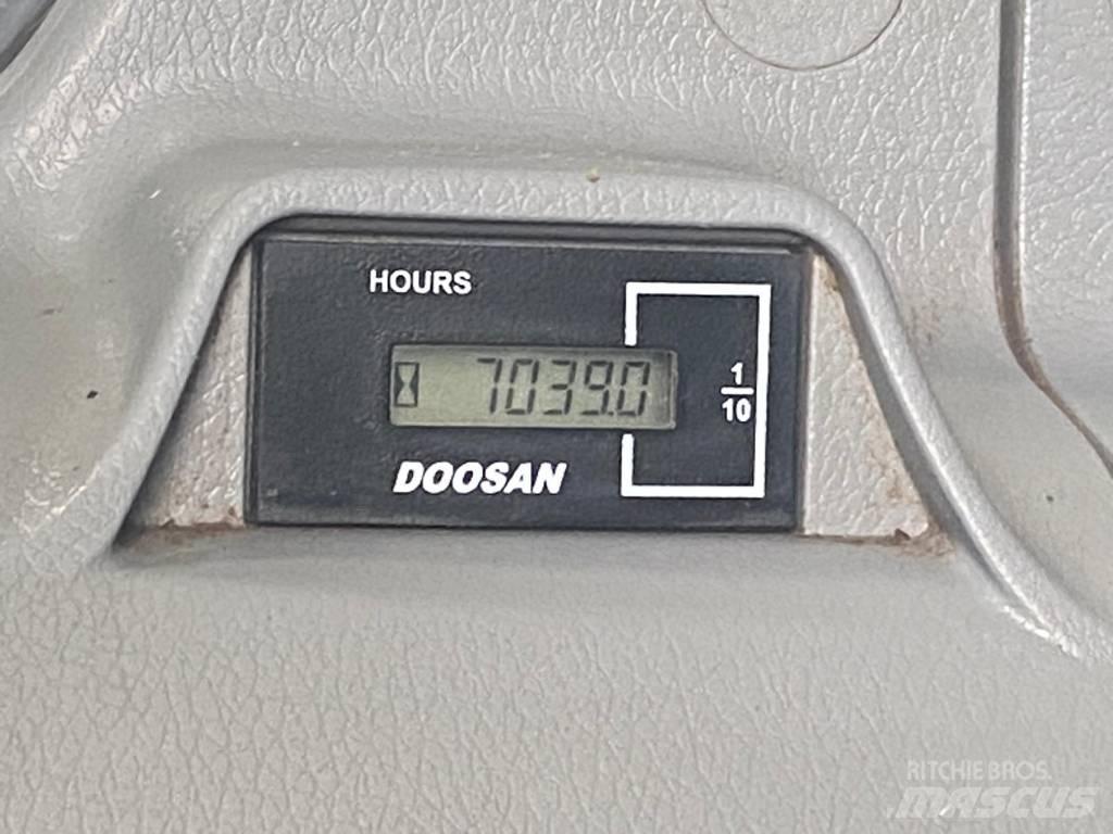 Doosan DX 300 LC-5 Kāpurķēžu ekskavatori