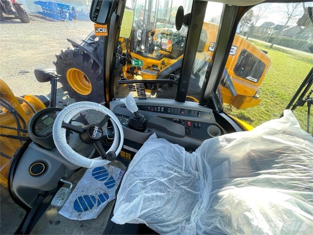 JCB 409 Iekrāvēji uz riteņiem