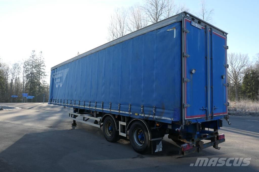 Montracon C2a Tents puspiekabes