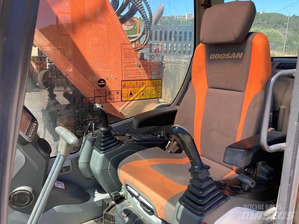 Doosan DX 235 LCR Kāpurķēžu ekskavatori
