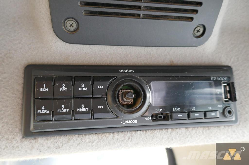 CAT 330FL Kāpurķēžu ekskavatori