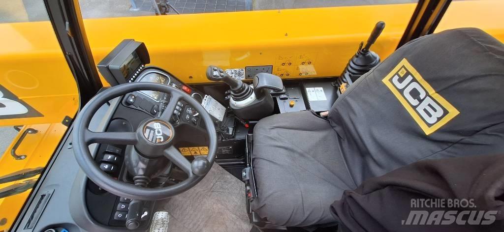 JCB 555-260R Teleskopiskie manipulatori