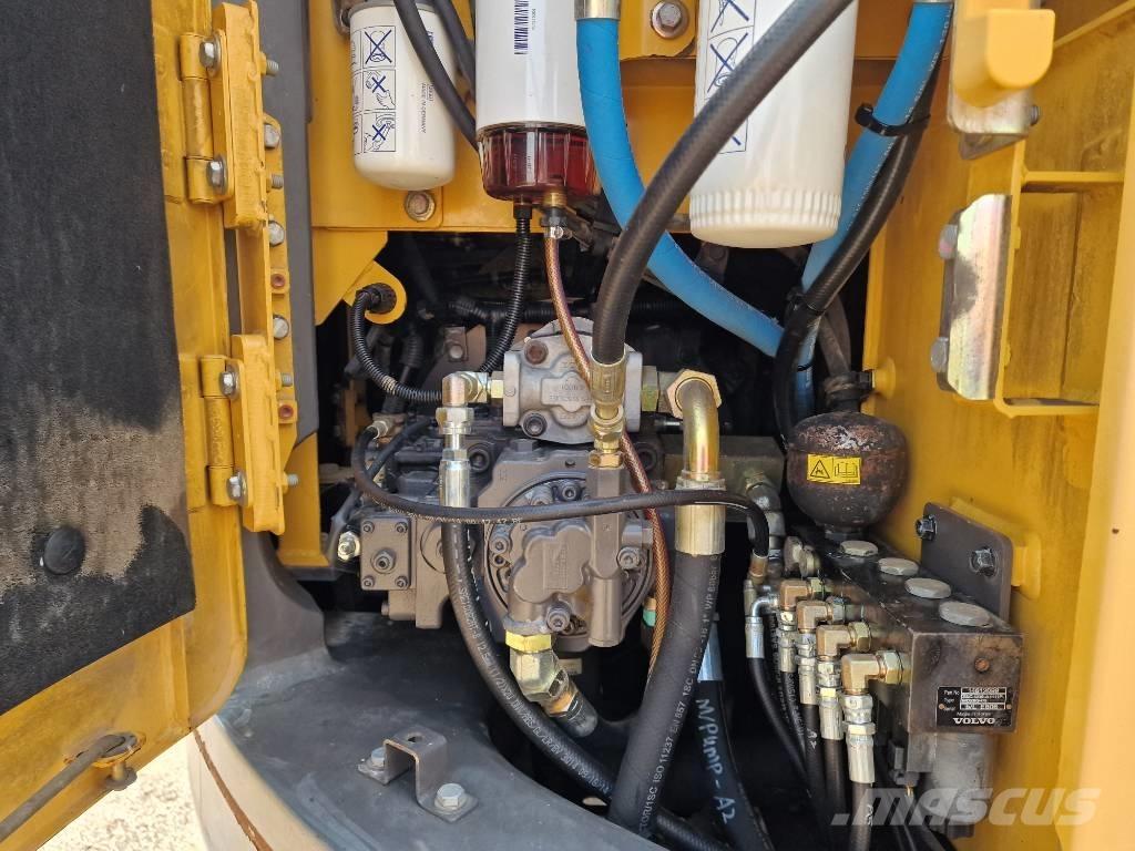 Volvo ECR 145 D Kāpurķēžu ekskavatori