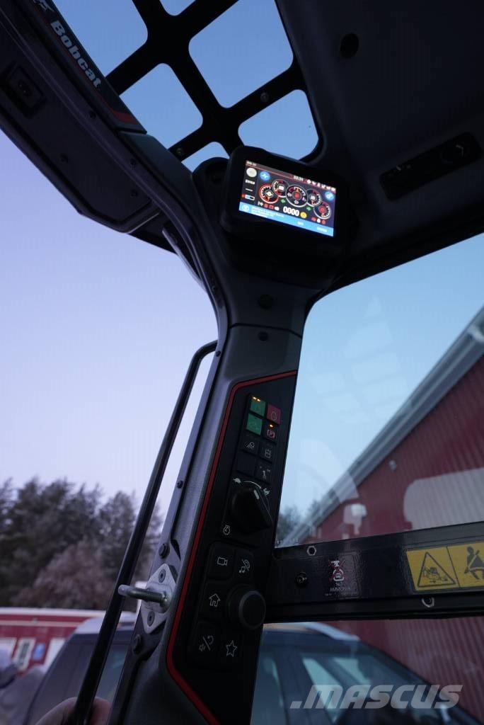 Bobcat S 76 Lietoti riteņu kompaktiekrāvēji