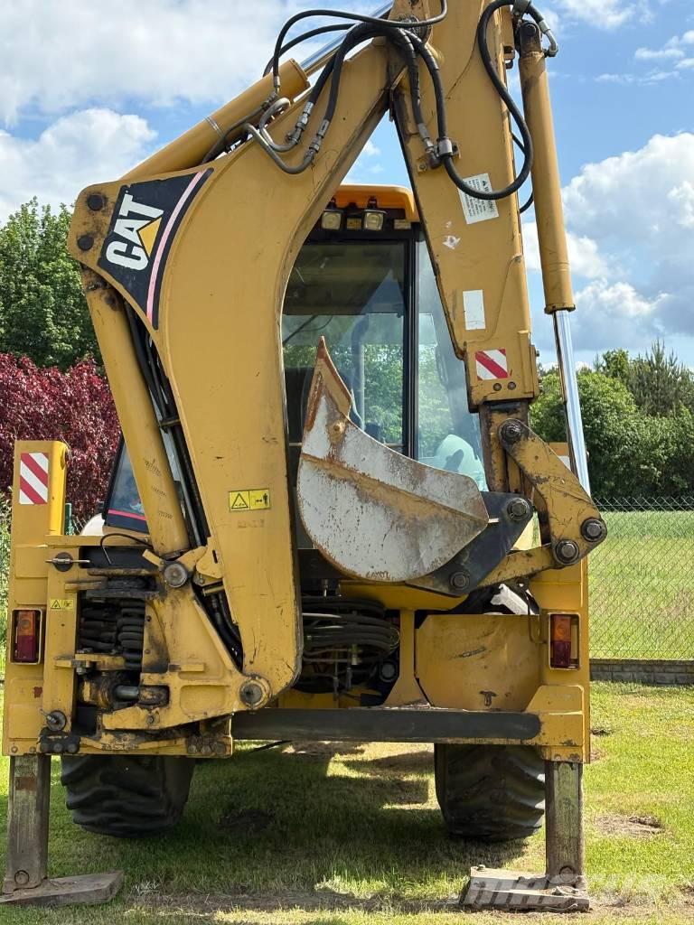 CAT 428 D 4x4 Ekskavatori-iekrāvēji