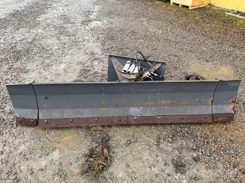 Sami Frontblad Sniega naži un tīrītāji