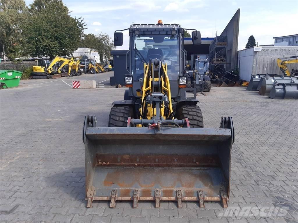 Wacker Neuson WL38 Iekrāvēji uz riteņiem