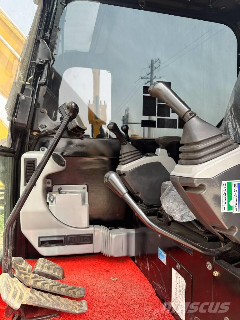 CAT 307E2 Mini ekskavatori < 7 t