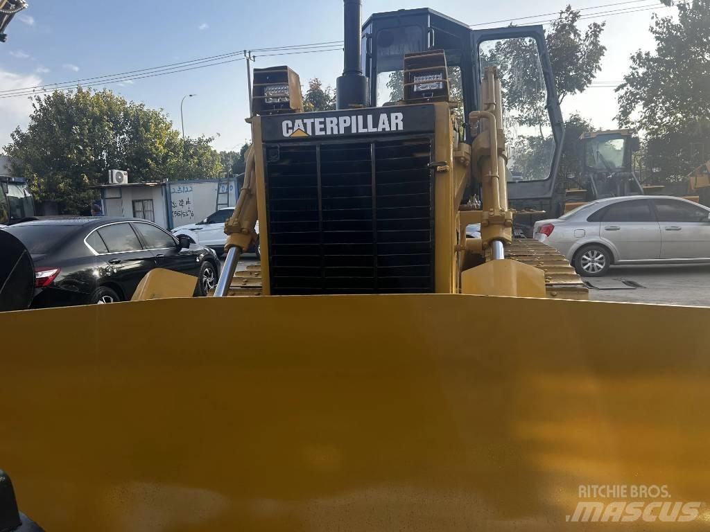 CAT D7G Kāpurķēžu buldozeri