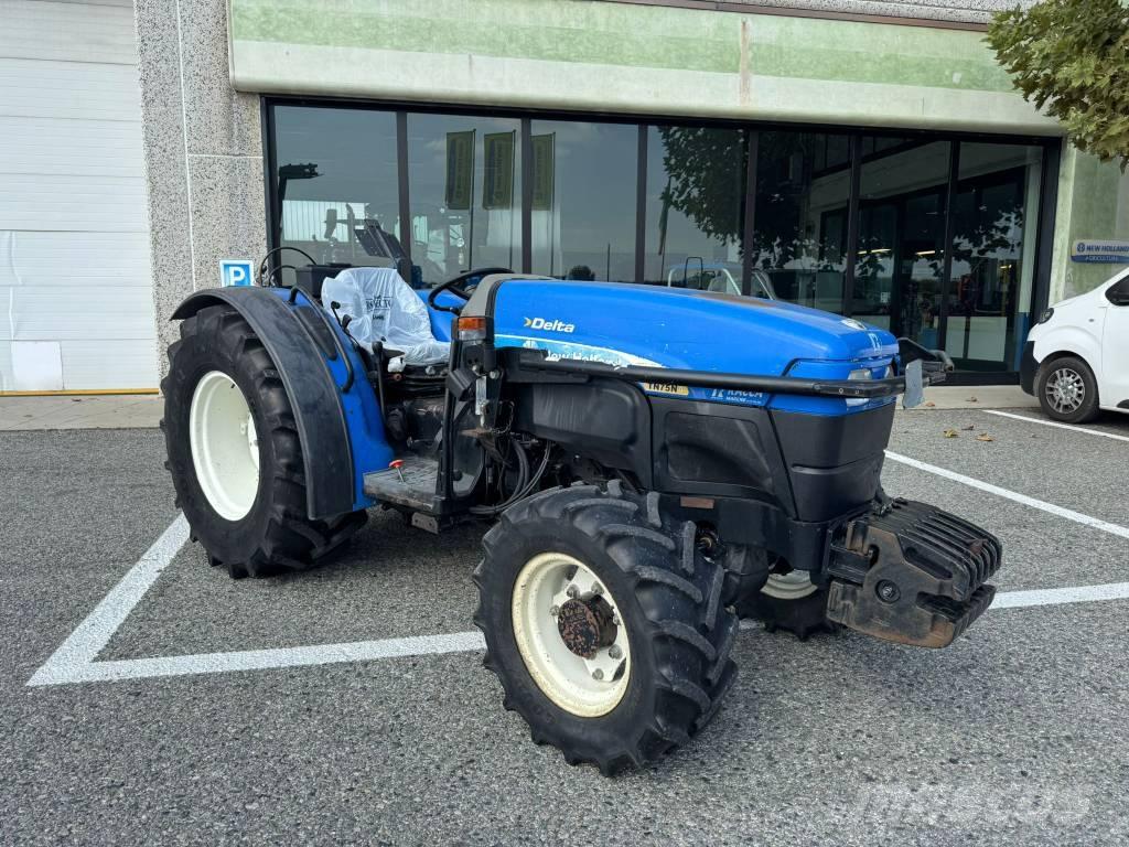 New Holland TN 75 NA Traktori