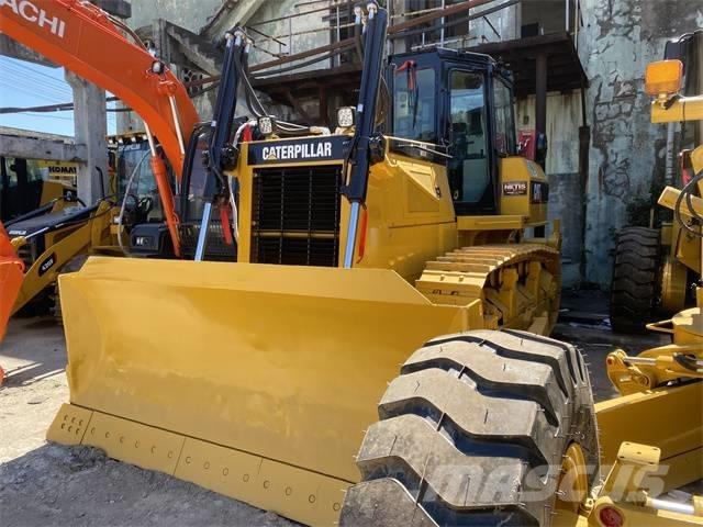 CAT D 6 G Kāpurķēžu buldozeri