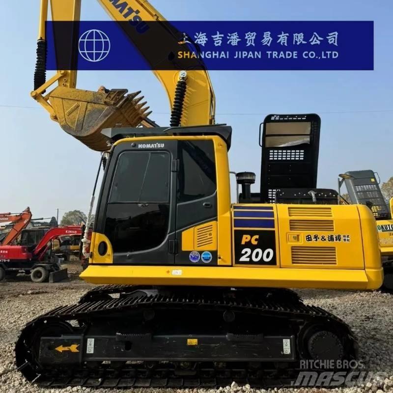 Komatsu PC 200 Kāpurķēžu ekskavatori