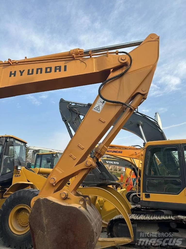 Hyundai DH210W-9 Ekskavatori uz riteņiem