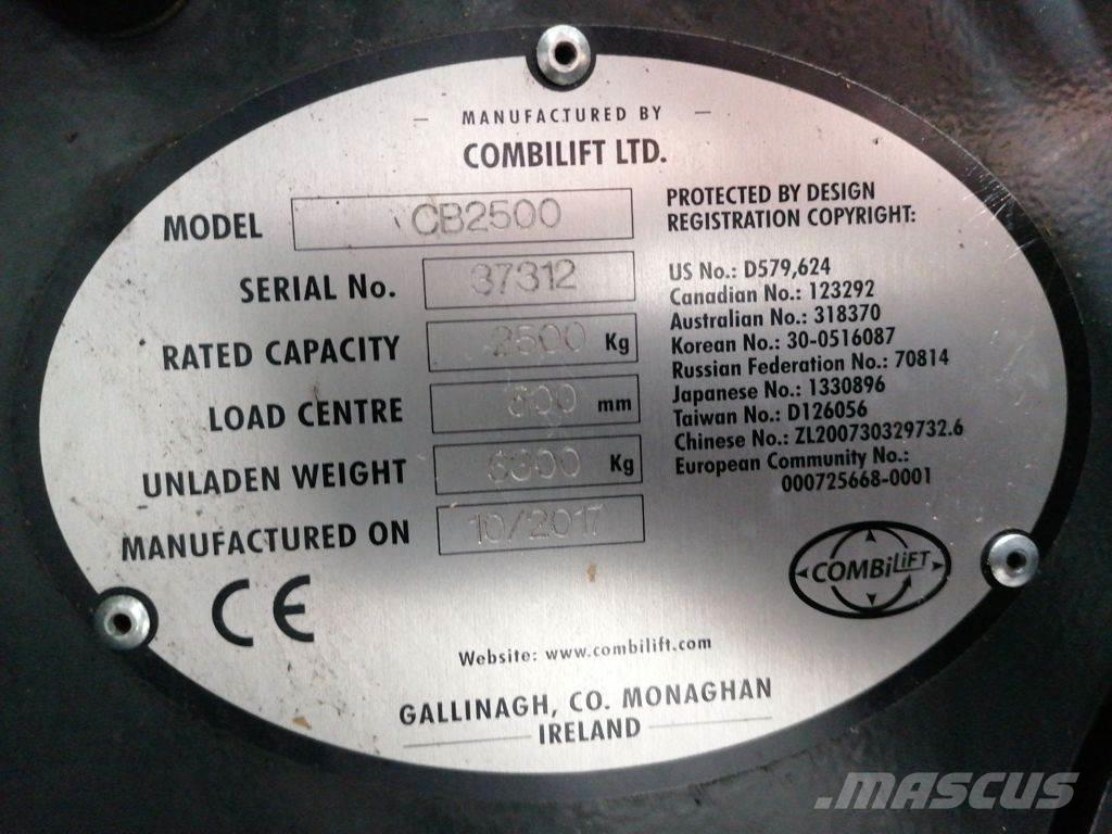 Combilift CB2500 Pārvadātājs iekraušanai no sāniem