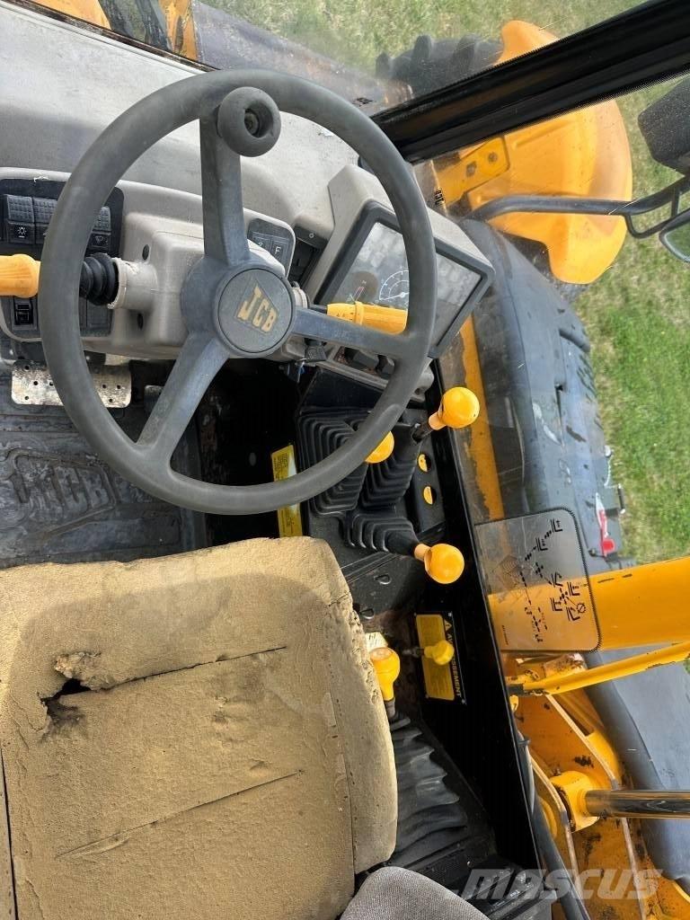 JCB 526 Lauksaimniecības pacēlāji