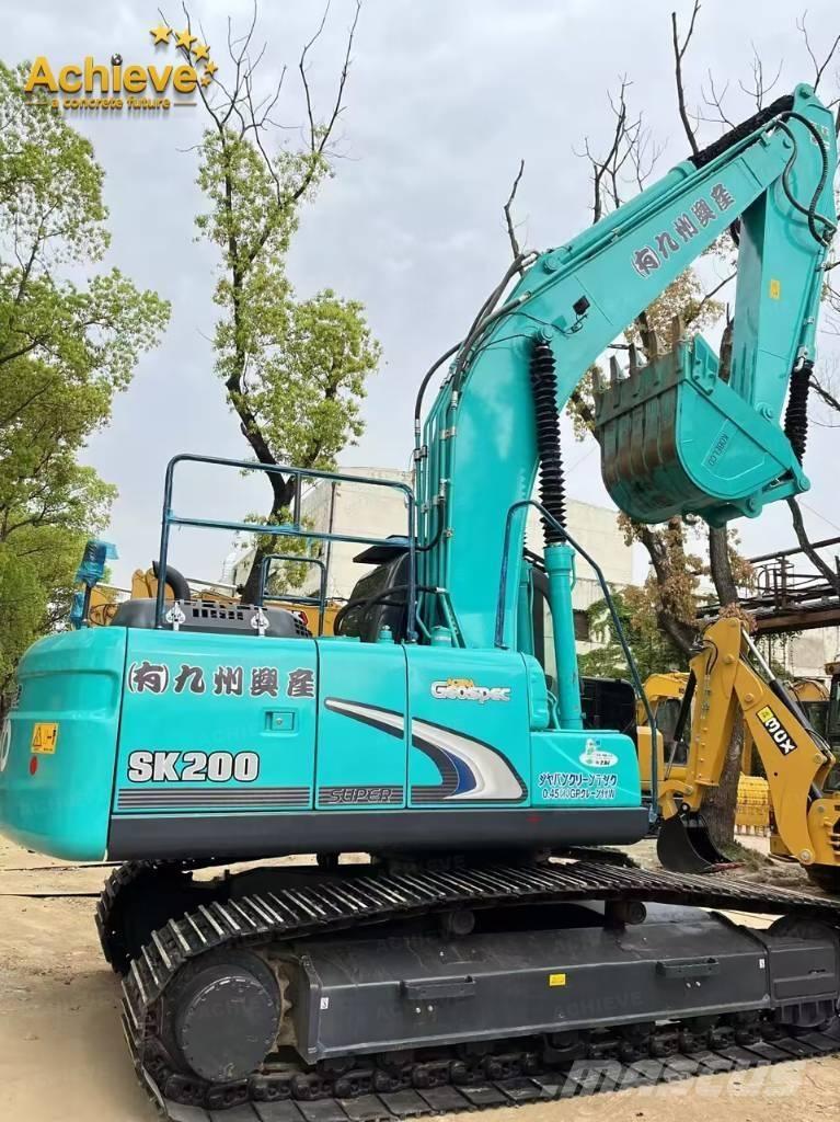 Kobelco SK 200 Kāpurķēžu ekskavatori