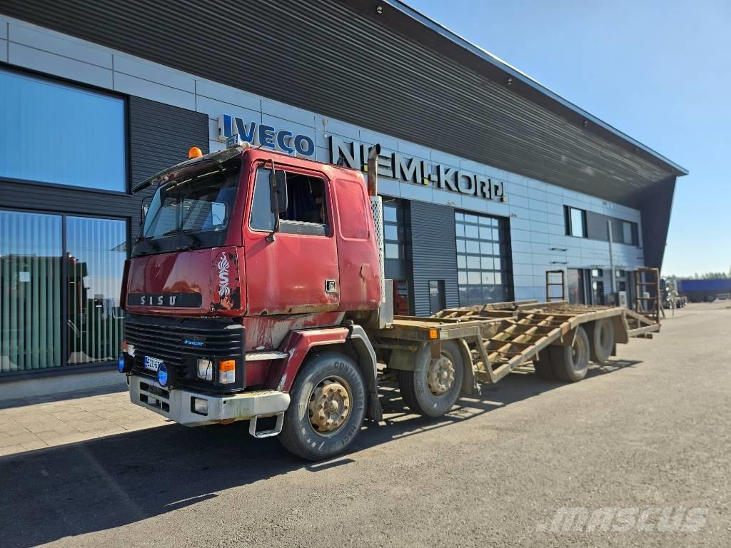 Sisu SM300 8X2 Treileri meža tehnikas transportēšanai