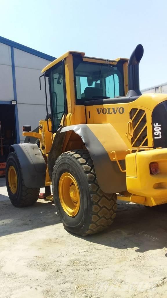 Volvo L90F Iekrāvēji uz riteņiem