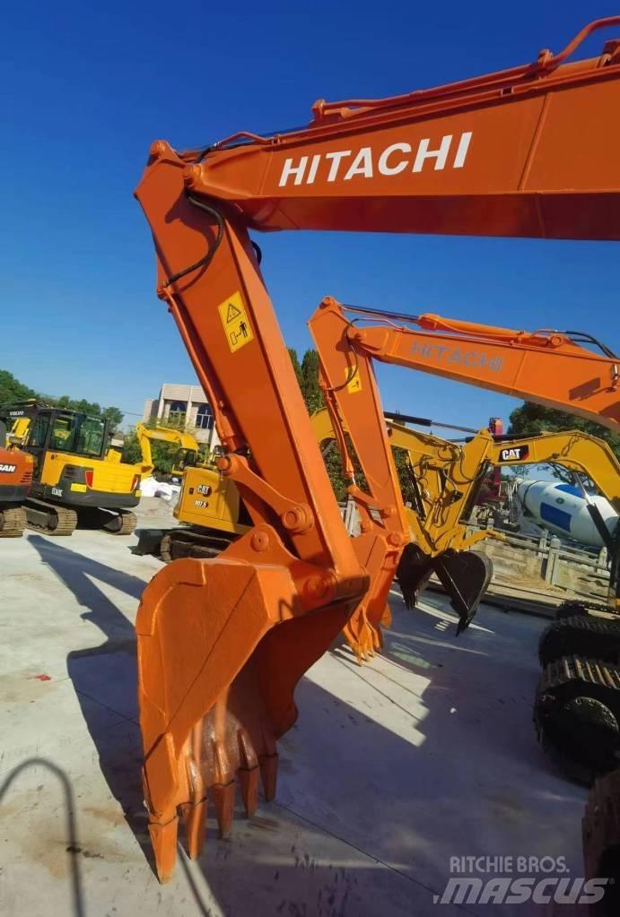 Hitachi EX 120 Kāpurķēžu ekskavatori