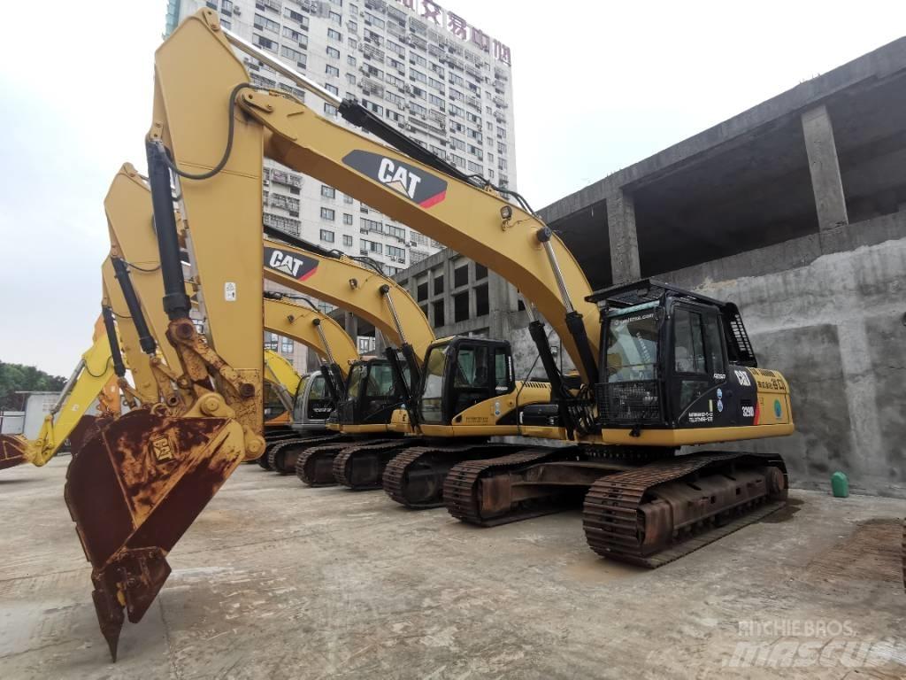 CAT 329 D Kāpurķēžu ekskavatori