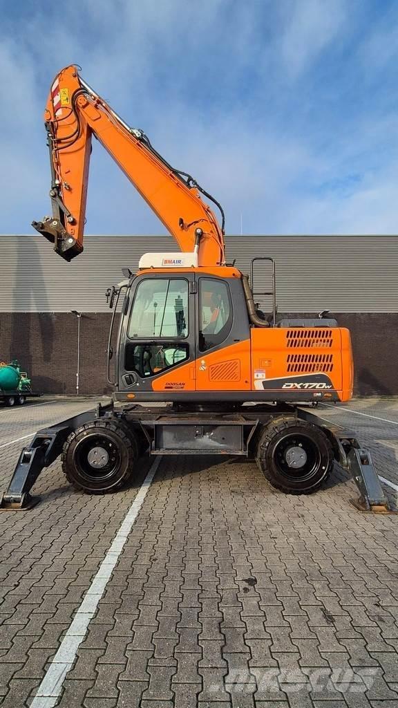 Doosan DX 170W-5 Ekskavatori uz riteņiem