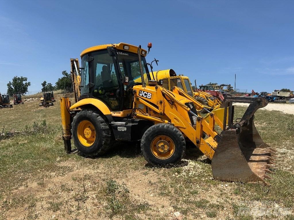 JCB 3 CX Ekskavatori-iekrāvēji