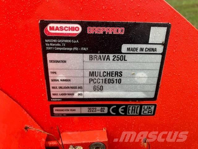 Maschio Brava 250 L Pļaujmašīnas/pašgājēji