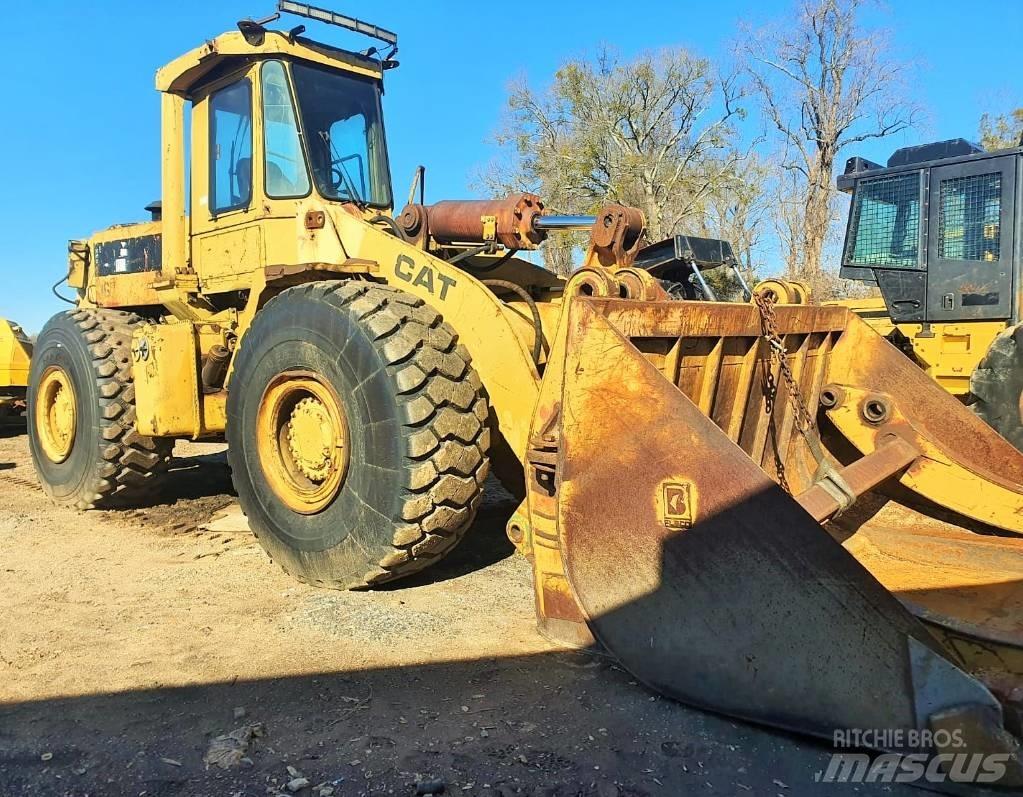CAT 966 E Iekrāvēji uz riteņiem