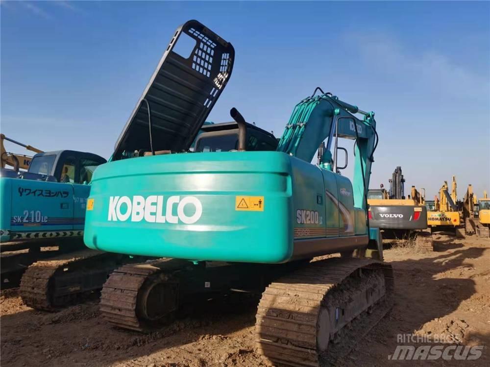 Kobelco SK200 Kāpurķēžu ekskavatori