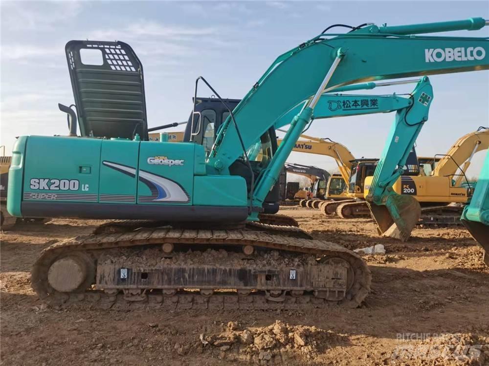 Kobelco SK200 Kāpurķēžu ekskavatori