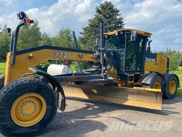 John Deere 772 G Greideri