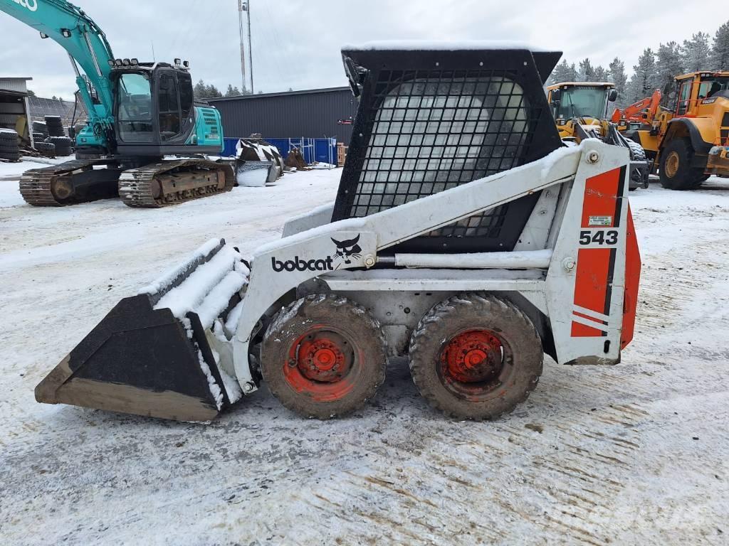 Bobcat 543 Lietoti riteņu kompaktiekrāvēji