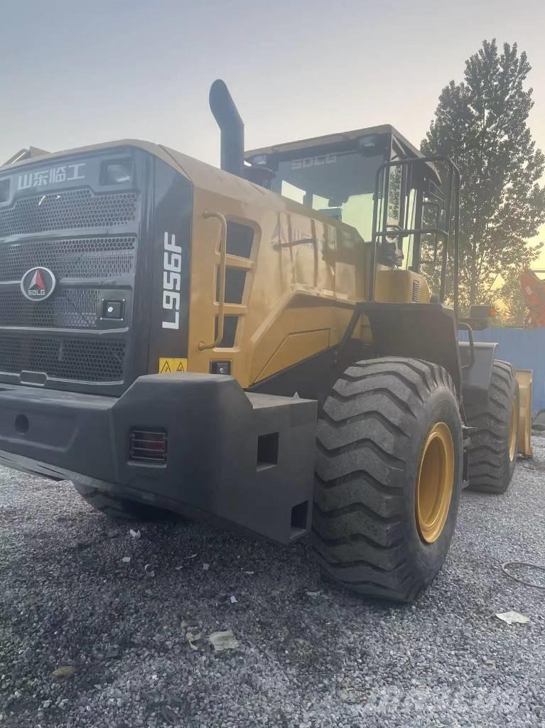 SDLG LG 956 F Iekrāvēji uz riteņiem