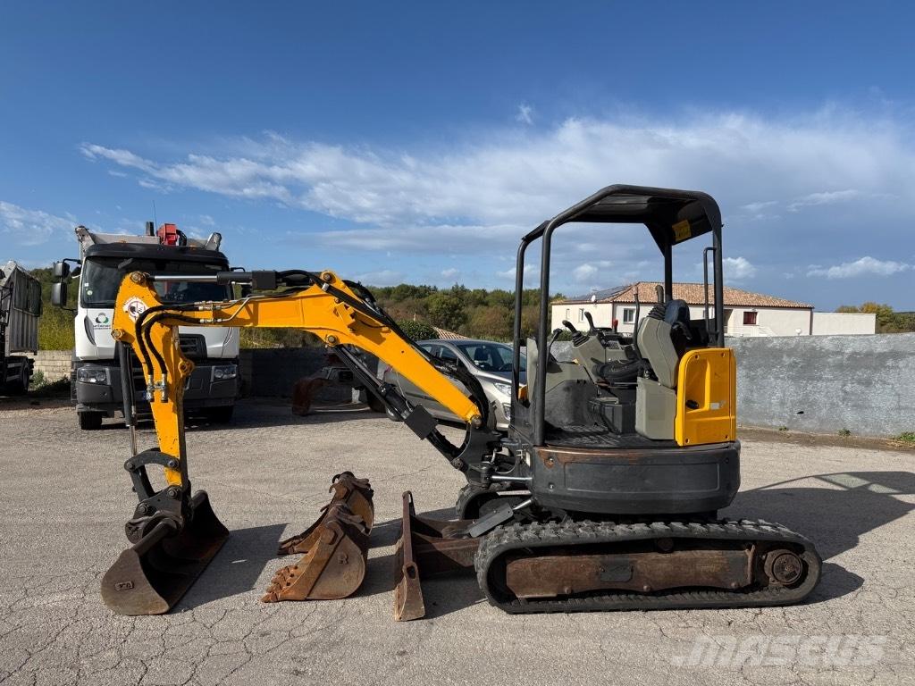 Bobcat E 26 Mini ekskavatori < 7 t