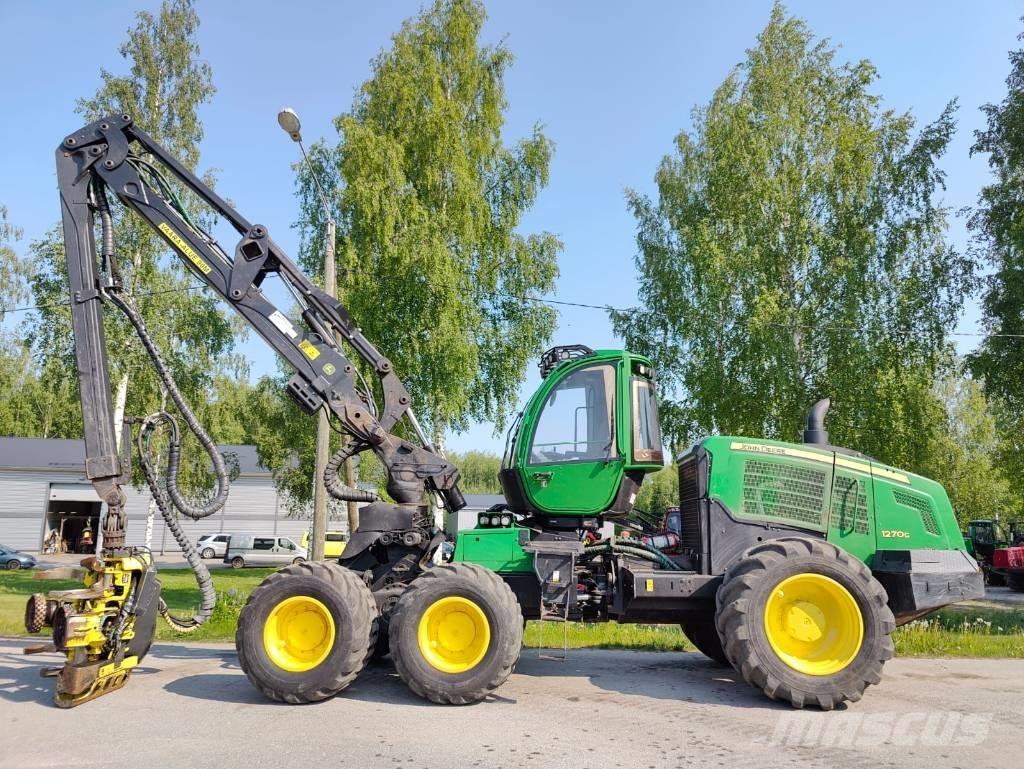 John Deere 1270 G Harvesteri