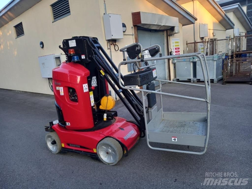Manitou 100 VJR Vertikālie pacēlāji