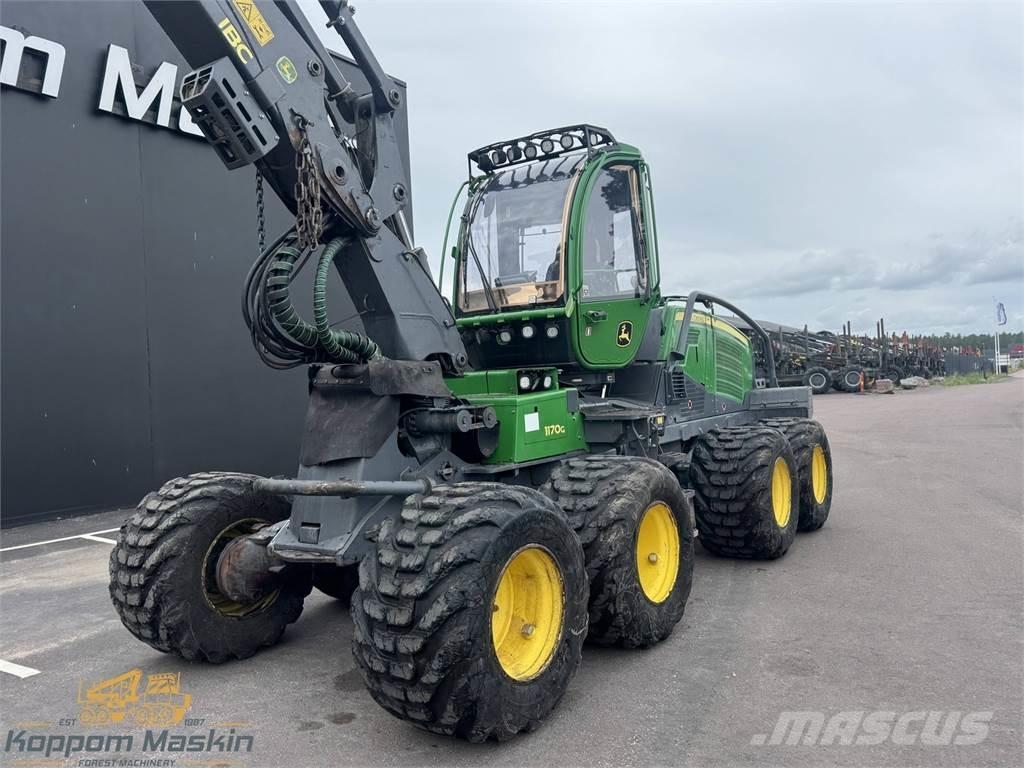 John Deere 1170G Harvesteri