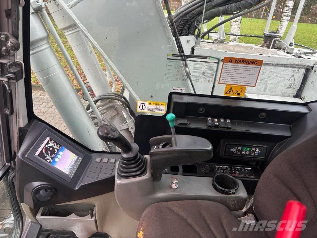 Takeuchi TB 2150 R Kāpurķēžu ekskavatori