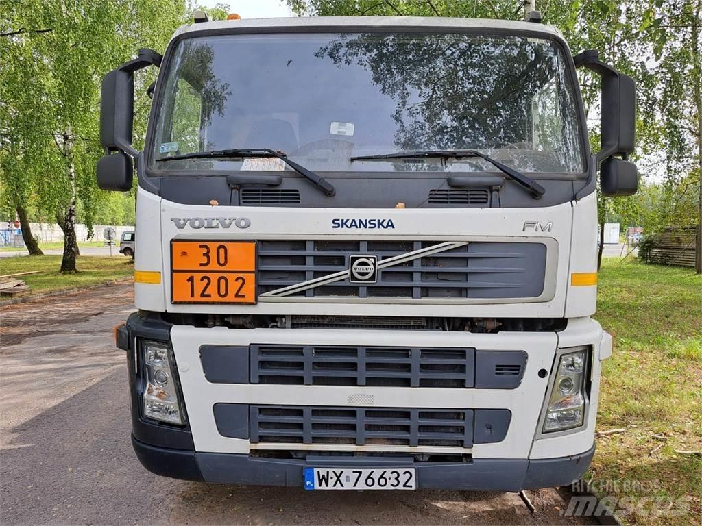Volvo FM 260 Autocisterna