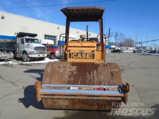 CASE W 602 BD Vienvalča grunts veltņi