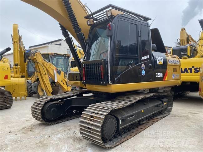 CAT 320 D Kāpurķēžu ekskavatori