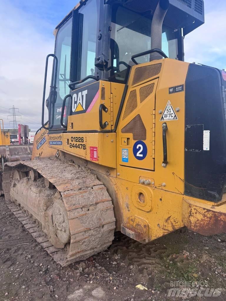 CAT 963 D WH Kāpurķēžu iekrāvēji