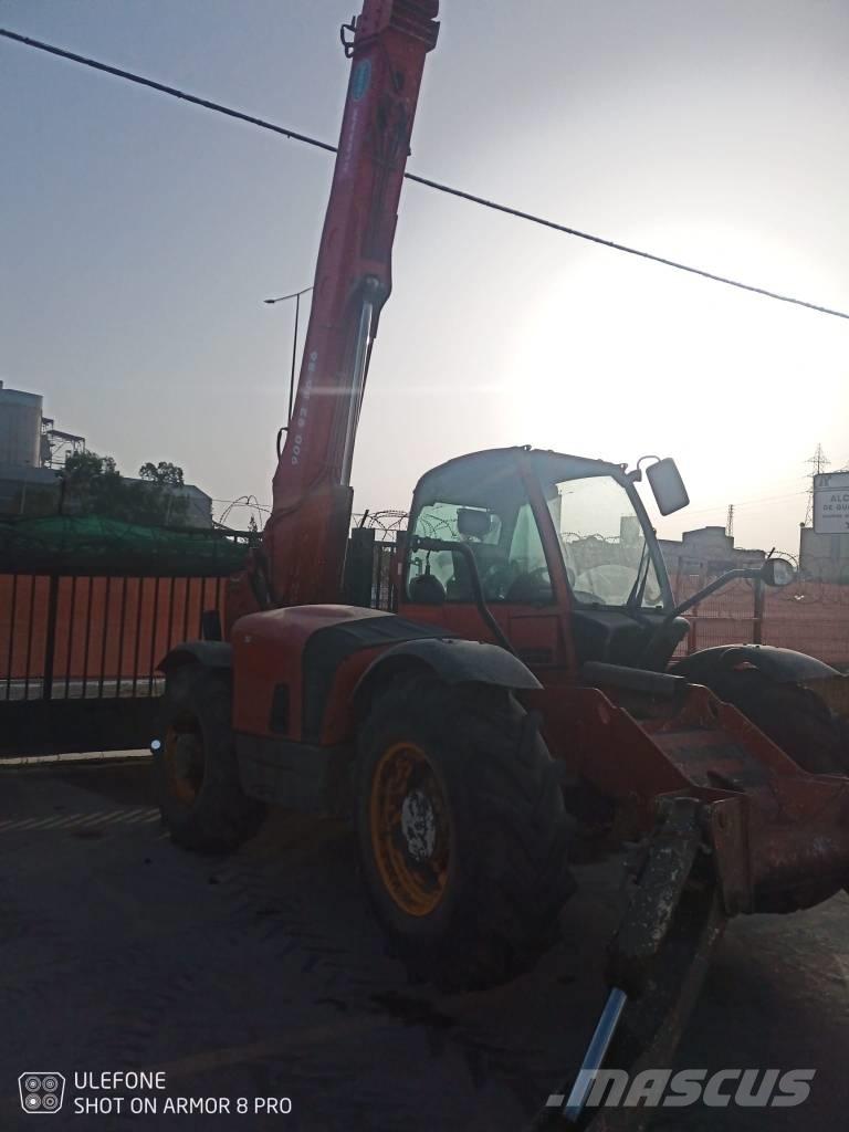JCB 535-125 A Teleskopiskie manipulatori