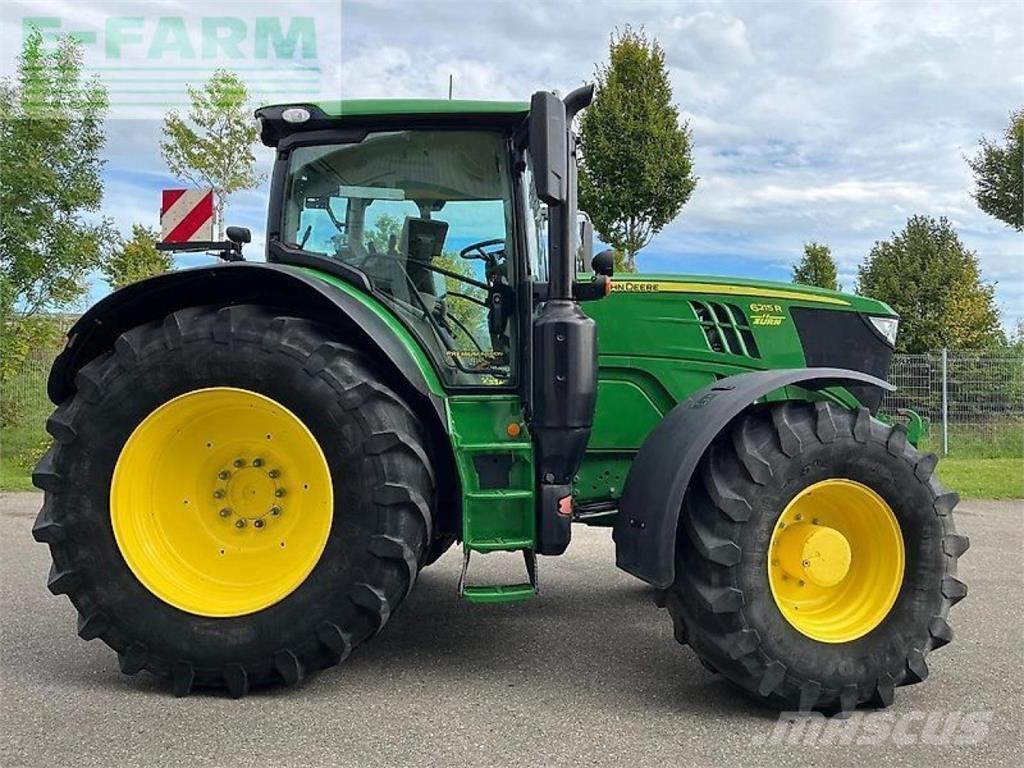 John Deere 6215r Traktori