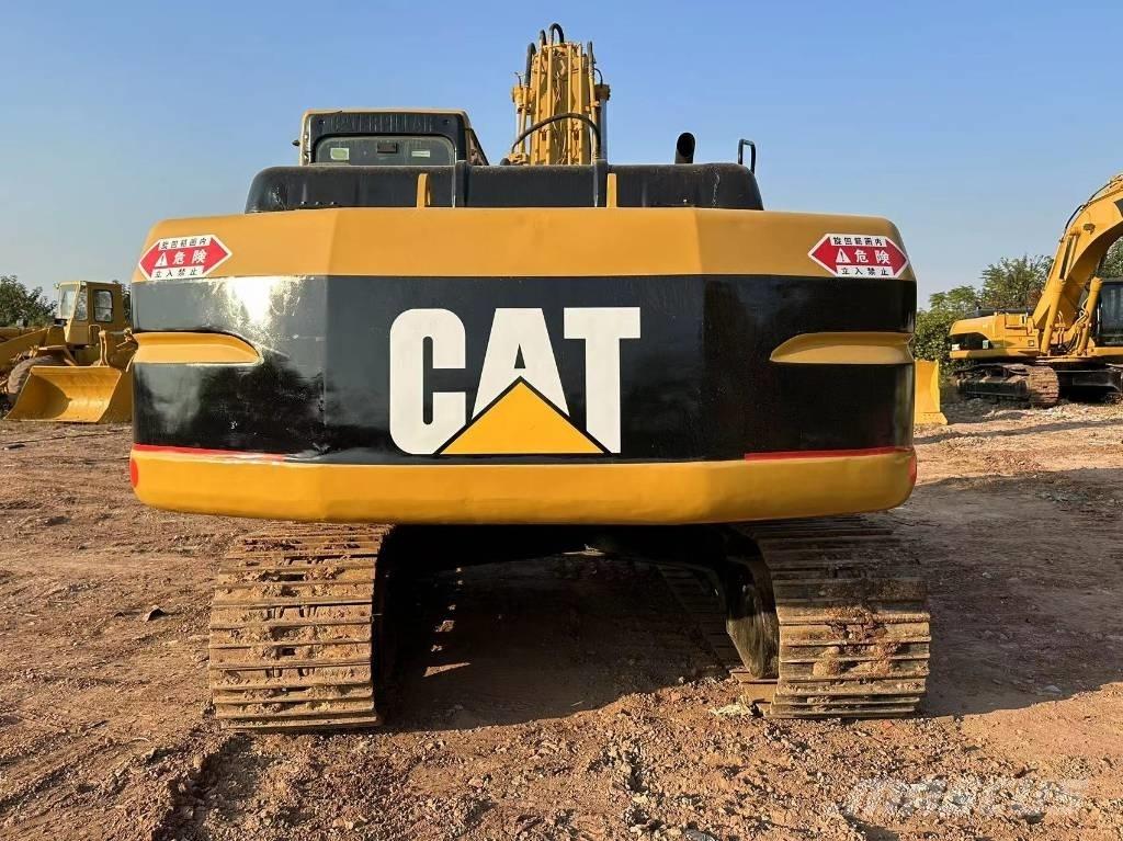 CAT 320B Kāpurķēžu ekskavatori