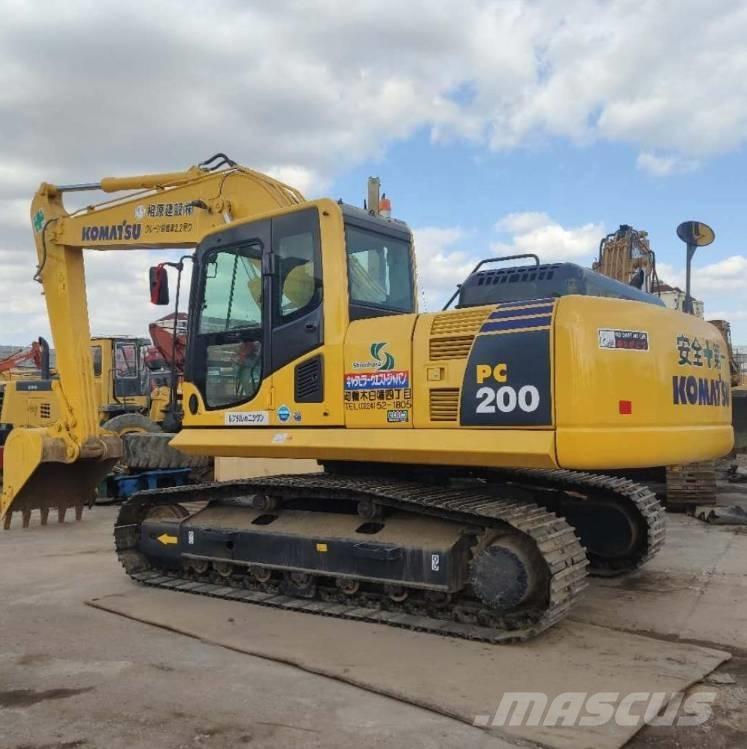 Komatsu pc200-8 Kāpurķēžu ekskavatori