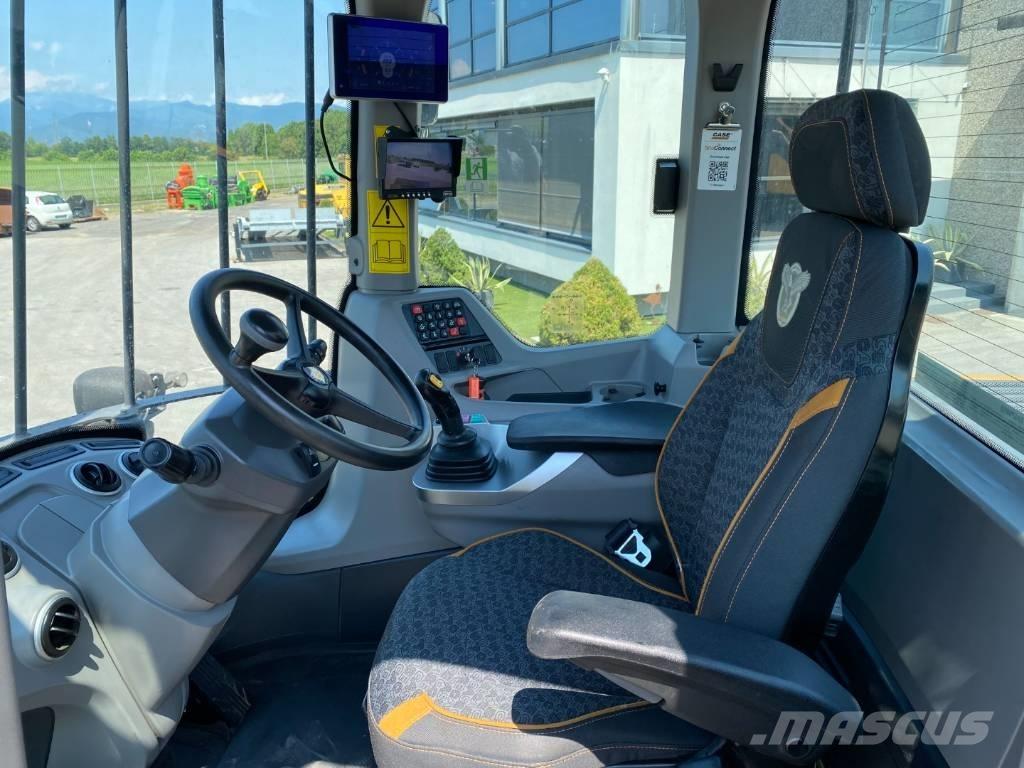 CASE 821 G Iekrāvēji uz riteņiem