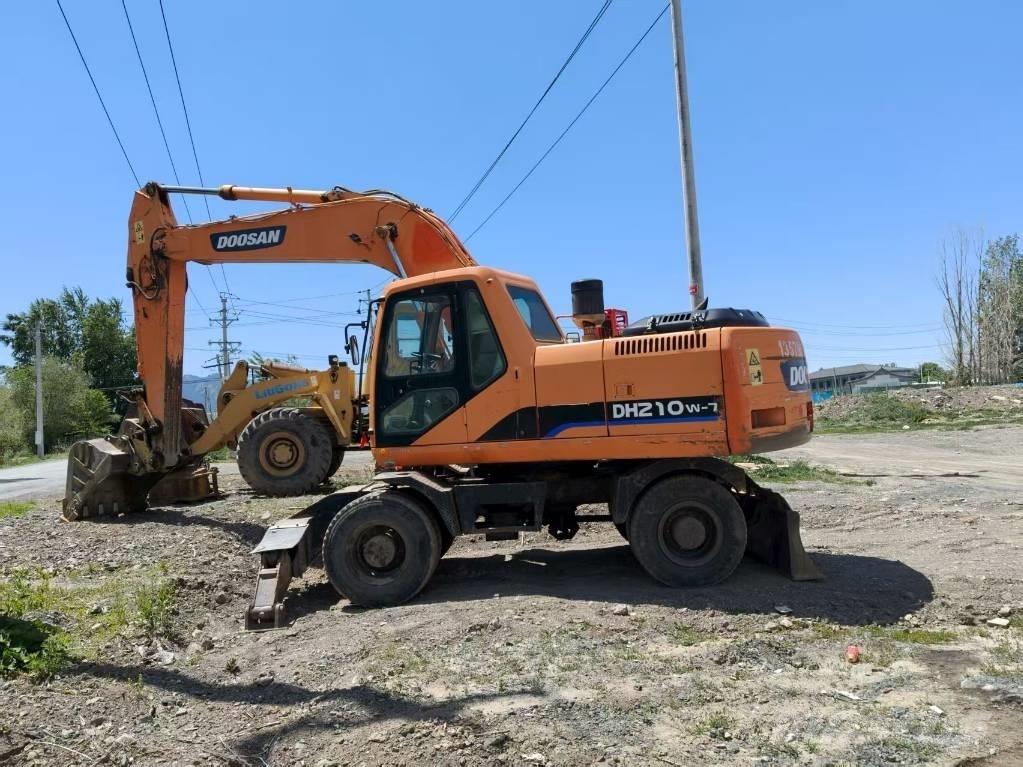 Doosan DH210W-7 Ekskavatori uz riteņiem