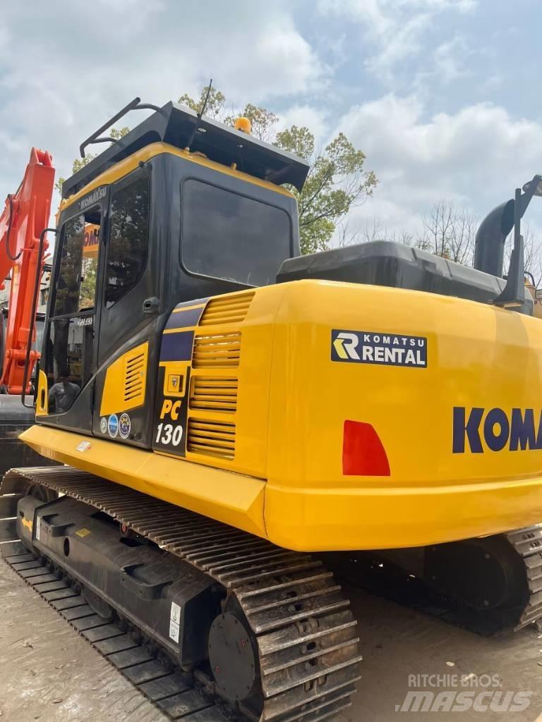 Komatsu PC130 Kāpurķēžu ekskavatori
