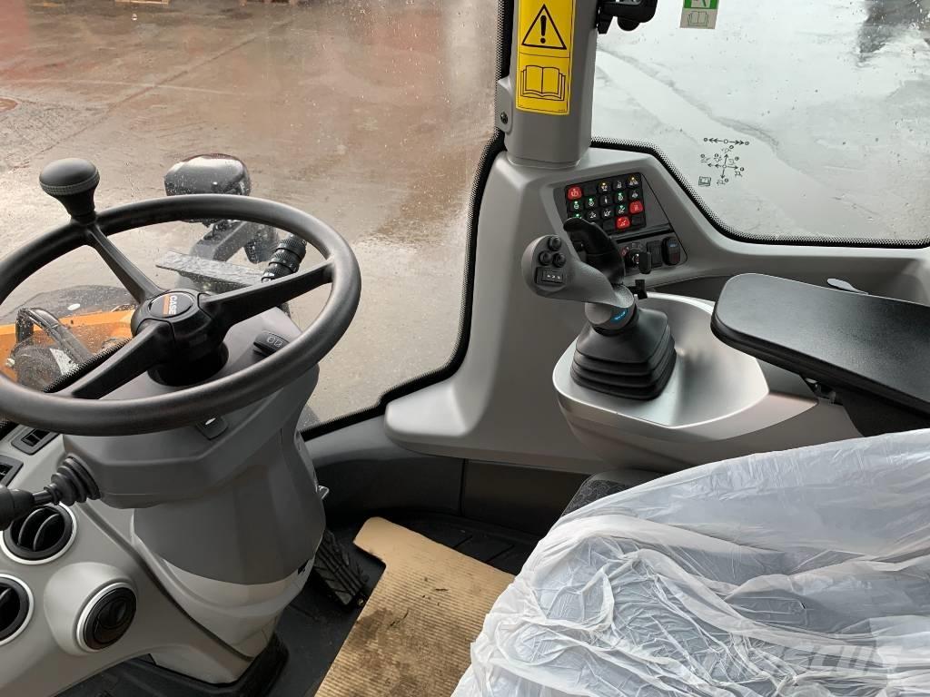 CASE 721 G+ Iekrāvēji uz riteņiem